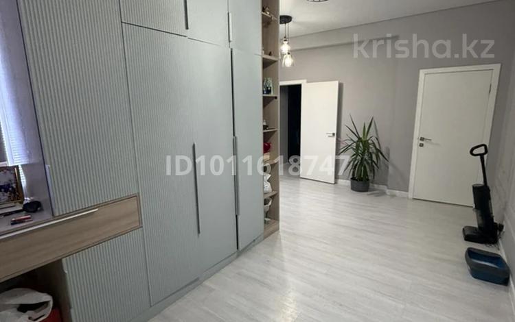 3-комнатная квартира · 115 м² · 6/19 этаж, 7А мкр 22 за 50 млн ₸ в Актау — фото 2