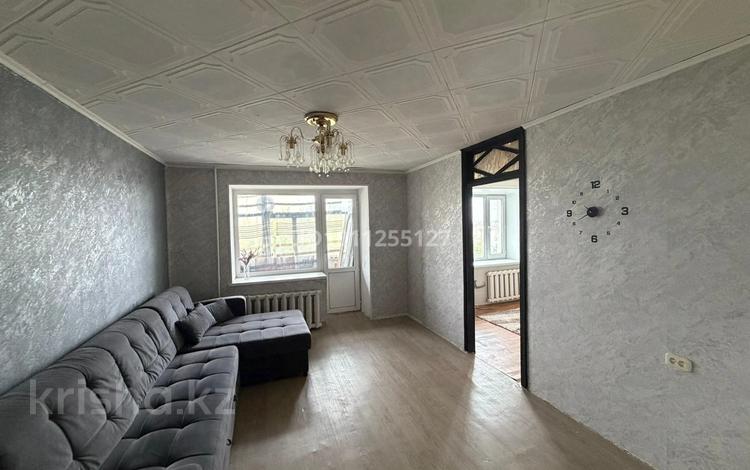 3-бөлмелі пәтер · 60 м² · 4/5 қабат, Дулатова 89, бағасы: 180 000 ₸ в Костанае — фото 2