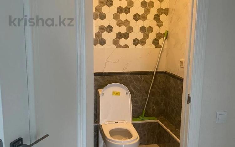 3-комнатная квартира · 70 м² · 12/12 этаж, мкр Дарабоз 27 за 42.5 млн ₸ в Алматы, Алатауский р-н — фото 2