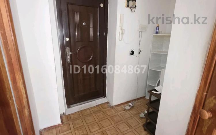 1-комнатная квартира · 50 м² · 2/5 этаж, пгт Балыкши, Қ.Ахмедияров 22 за 80 000 ₸ в Атырау — фото 2
