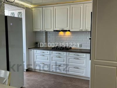 4-бөлмелі пәтер · 103 м² · 5/5 қабат, Украинская 219 — Магазин светофор, бағасы: 28 млн 〒 в Петропавловске