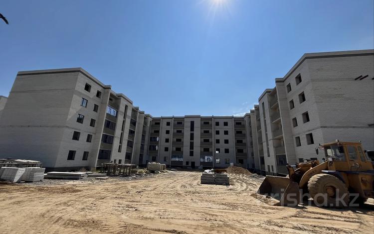 3-комнатная квартира · 105.7 м² · 1/5 этаж, мкр. Алтын орда 355 за 23.8 млн ₸ в Актобе — фото 2