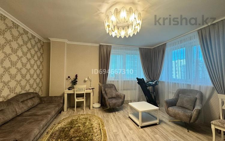 3-комнатная квартира, 96 м², 7/18 этаж, Улы дала 53 — бокейхана