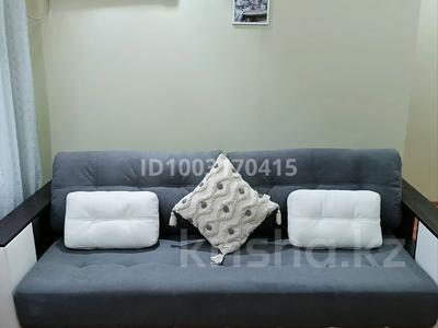 2-комнатная квартира · 45 м² · 2/4 этаж, Абая — Дворец, Колледж Kazakhmys. за 12 000 〒 в Балхаше