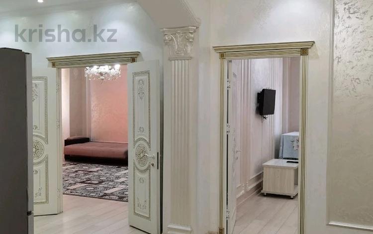 3-комнатная квартира · 130 м² · 9/11 этаж, проспект Кунаева 36 за 30 000 ₸ в Шымкенте, Аль-Фарабийский р-н — фото 14