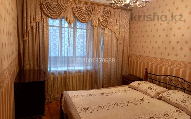 3-комнатная квартира · 70 м² · 2/5 этаж, Нурмакова 56 — Толеби-Нурмакова за 300 000 ₸ в Алматы, Алмалинский р-н — фото 2