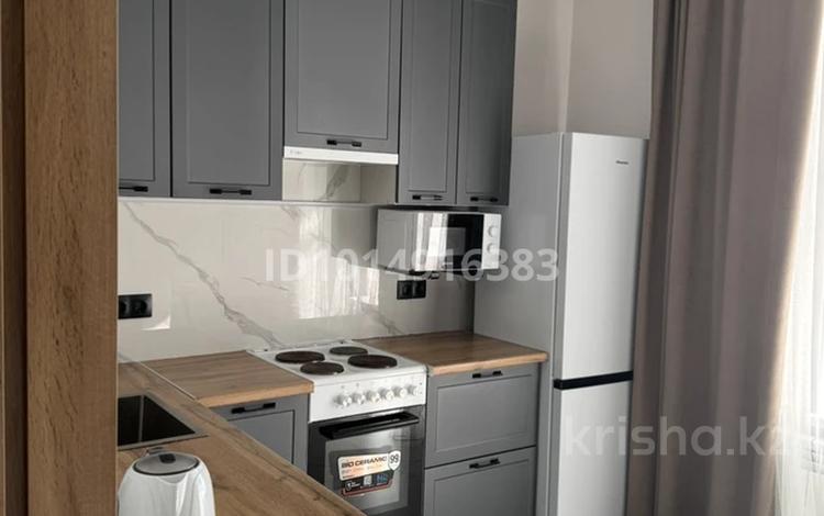1-комнатная квартира · 43 м² · 5/9 этаж, Фаризы Онгарсыновой 8/1 за 220 000 ₸ в Астане, Есильский р-н — фото 2