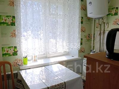 2-бөлмелі пәтер · 42 м² · 1/5 қабат, Абая 12 — Самый центр, бағасы: 10 000 ₸ в Бурабае
