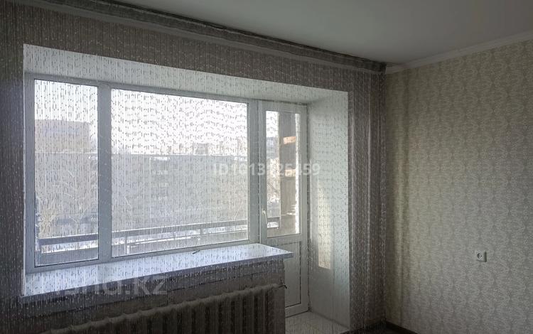 1-комнатная квартира · 34 м² · 5/5 этаж, Иртышская 9 за 13.5 млн ₸ в Семее — фото 2