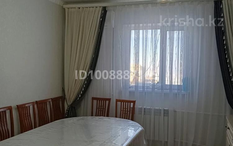 4-бөлмелі пәтер · 82.6 м² · 4/6 қабат, Ердена 229, бағасы: 32 млн ₸ в Сатпаев — фото 2