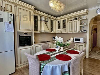 3-комнатная квартира, 106 м², 6/17 этаж, Кошкарбаева 56 за 47 млн 〒 в Астане, Алматы р-н