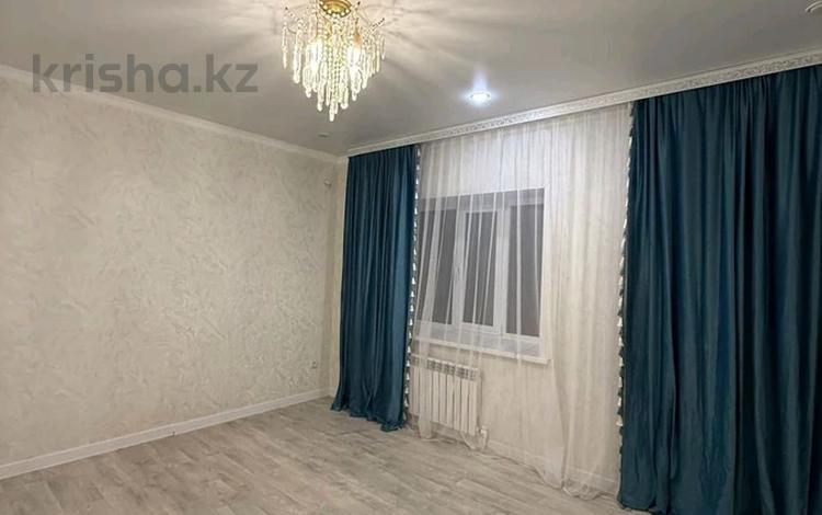 1-комнатная квартира · 60 м² · 1/3 этаж, Ауыл учёных 27/1 за 110 000 ₸ в Уральске — фото 2