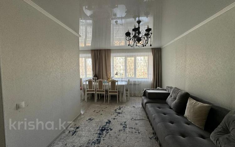 3-бөлмелі пәтер · 53.2 м² · 1/4 қабат, бульвар Независимости, бағасы: 9.5 млн ₸ в Темиртау — фото 2