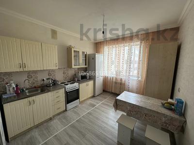 Продажа квартир в Акмолинской обл.: 2-комнатная квартира · 57.5 м² · 3/5 этаж, Республики 1/1 — Возле АЗС, возле КФС за 23 млн 〒 2-комнатная квартира · 57.5 м² · 3/5 этаж, Республики 1/1 — Возле АЗС, возле КФС за 23 млн 〒 в Косшы