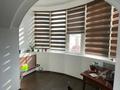 4-комнатная квартира · 135 м² · 3/4 этаж, Роза Багланова 7 А — Бассейн "Сейхун" за 54 млн ₸ в  — фото 3