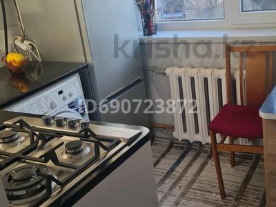 1-комнатная квартира · 32 м² · 3/5 этаж, 18-й микрорайон 15 — 38 школа за 16 млн ₸ в Шымкенте, Аль-Фарабийский р-н
