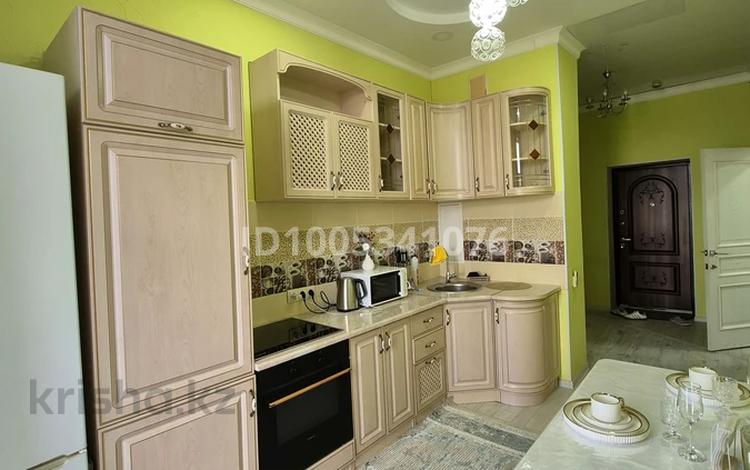 1-комнатная квартира · 55 м² · 9/14 этаж, 17-й мкр, 17 мкрн 7 — Находится возле холок арена за 12 000 ₸ в Актау — фото 13