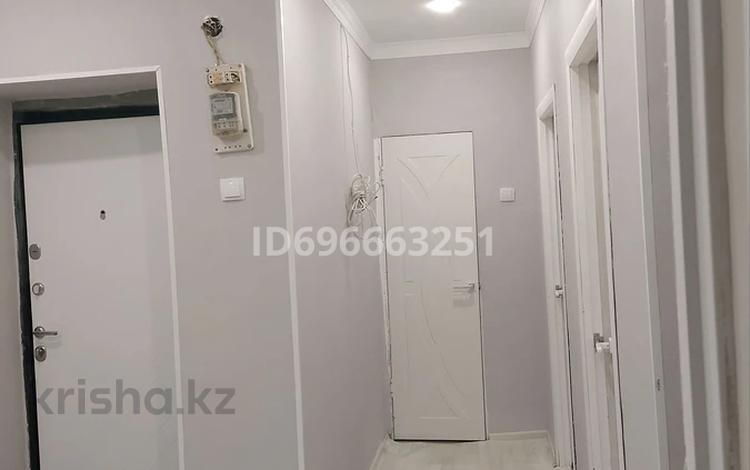 3-комнатная квартира · 72 м², 4-4 за 16 млн ₸ в Жанаозен — фото 2