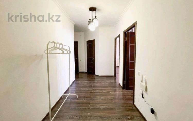 2-комнатная квартира · 90 м² · 7/9 этаж, ул. Академика Бинеша Жарбосынова 71 — Тайманова,Сатпаева,Ерниязова за 30 млн ₸ в Атырау, мкр Авангард-2 — фото 2