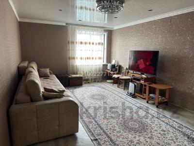 2-комнатная квартира · 81.1 м² · 2/5 этаж, Уральская 30 — ул. Уральская - ул. Радищева за 35 млн 〒 в Петропавловске