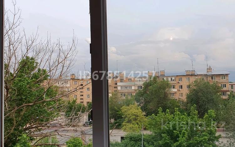 2-бөлмелі пәтер · 48 м² · 4/5 қабат, 16-й микрорайон, 16-й микрорайон 22 — Көктем базар, бағасы: 120 000 ₸ в Шымкенте, Аль-Фарабийский р-н — фото 2