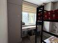 3-бөлмелі пәтер · 65 м² · 8/9 қабат, Самал-2 ш/а. — Продам 3-комнатную кварперепланированную в 4-комнатную (все стены строго по техпаспорту). Делали капитальный современный ремонт для себя, на материалах и оснащении вообще не экономили: Мебель: вся встроенная, качественные фасады из МДФ и ЛДСП Egger. Техника: Bosch и Hotpoint-Ariston. Есть даже сушильная машина и встроенный дополнительный морозильник, все остается. Климат: установлен кондиционер на кухне, в коридоре полностью готова трасса (выведены трубы и электрика) — осталось, бағасы: 82 млн ₸ в Алматы, Медеуский р-н — фото 14