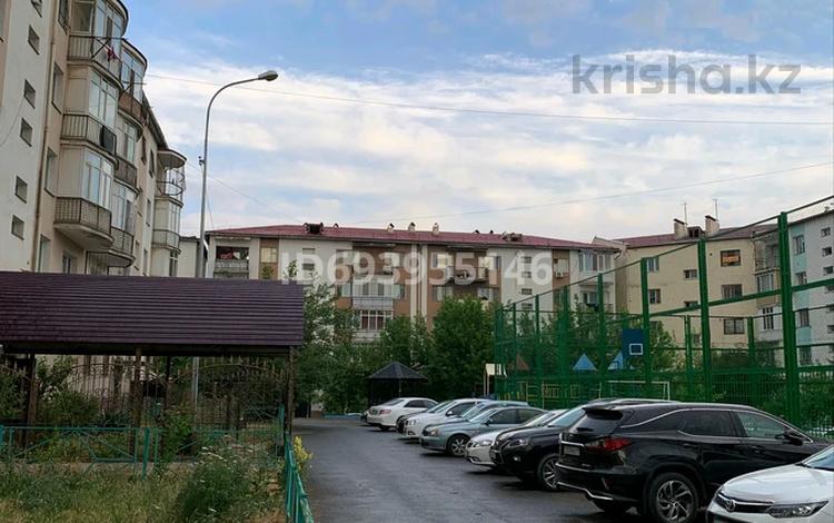 1-комнатная квартира, 52 м², 1/5 этаж, мкр Нурсат 164 — Роддом,80-Школа,3-поликлиника за 25 млн 〒 в Шымкенте, Каратауский р-н — фото 2