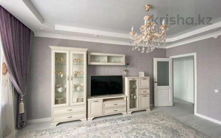 3-бөлмелі пәтер · 98 м² · 4/9 қабат, проспект Сейфуллина 567, бағасы: 82.5 млн ₸ в Алматы, Алмалинский р-н — фото 2
