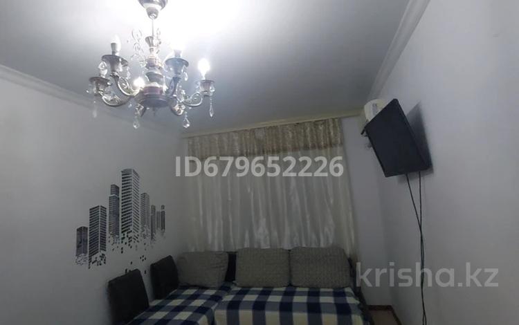 1-комнатная квартира, 40 м², 5/5 этаж помесячно, 3-й мкр 10 за 100 000 〒 в Актау, 3-й мкр — фото 2