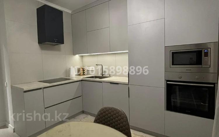 1-комнатная квартира · 38 м² · 12/13 этаж, Есенова 160/3 за 260 000 ₸ в Алматы, Жетысуский р-н — фото 5