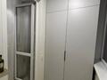 1-комнатная квартира · 38 м² · 12/13 этаж, Есенова 160/3 за 260 000 ₸ в Алматы, Жетысуский р-н — фото 4