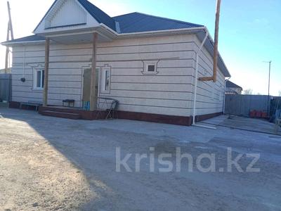 Отдельный дом · 6 комнат · 180 м² · 10 сот., Мыркы Исаев 33 за 27 млн 〒 в 