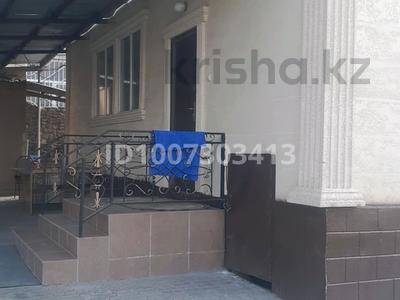 Отдельный дом · 11 комнат · 210 м² · 12 сот., мкр Калкаман-2, Хрищатого 45 за 170 млн ₸ в Алматы, Наурызбайский р-н