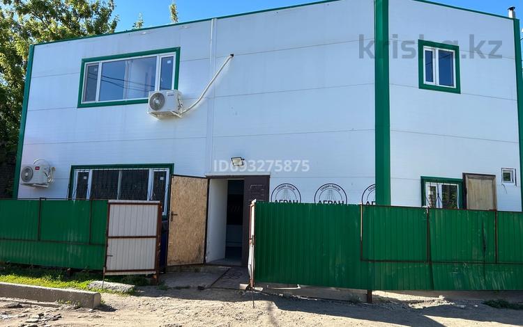 Свободное назначение, офисы, магазины и бутики, склады, общепит, салоны красоты, сельское хозяйство, фитнес и спорт, медцентры и аптеки, образование, развлечения, кабинеты и рабочие места, студии · 60 м² за 250 000 〒 в Уральске — фото 16