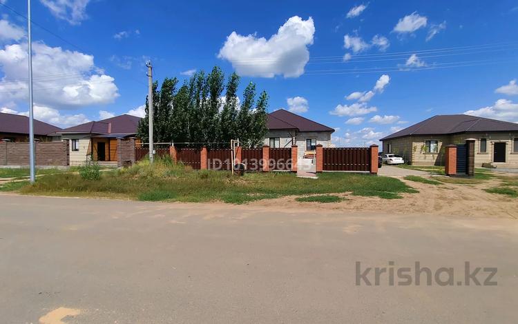 Жеке үй · 4 бөлме · 237 м² · 10 жүзд., Кызылжар тұрғын алабы, Аккент 106/6, бағасы: 45 млн ₸ в Актобе, жилой массив Кызылжар — фото 2