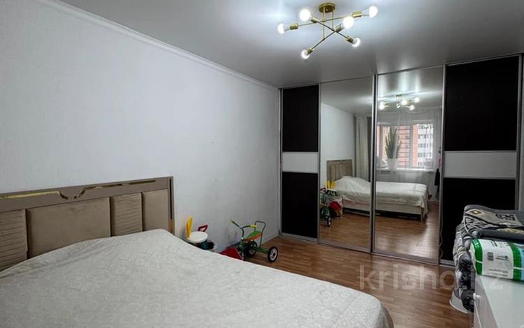 3-комнатная квартира · 75 м² · 5/10 этаж, Азербаева 4 за 33 млн ₸ в Астане, Сарайшык р-н — фото 2