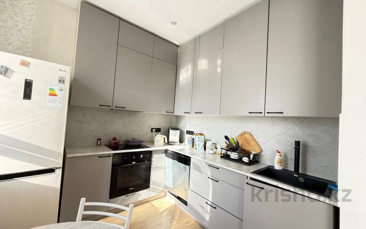 2-бөлмелі пәтер · 53 м² · 7/9 қабат, Толе би 25, 25А, 14, 14/1, 12, 12/2, 12/1 — Солнечная сторона, бағасы: 33.5 млн ₸ в Астане, Нура р-н — фото 9