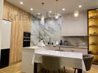 3-комнатная квартира · 106 м² · 8 этаж, Достык 8/2 за 800 000 ₸ в Астане, Есильский р-н