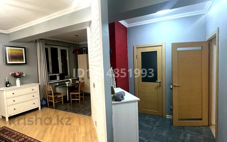 2-комнатная квартира · 56 м² · 2/3 этаж, Шевченко 51 за 400 000 ₸ в Алматы, Алмалинский р-н — фото 3