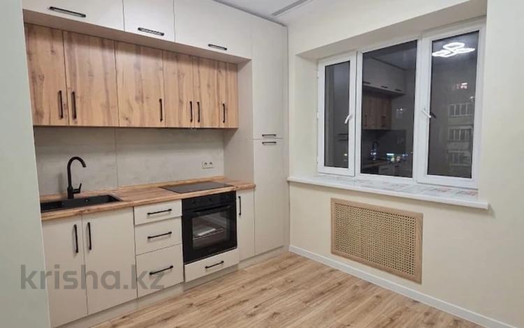 2-бөлмелі пәтер · 52 м² · 4/5 қабат, Есенова 36, бағасы: 50 млн ₸ в Алматы, Медеуский р-н — фото 2