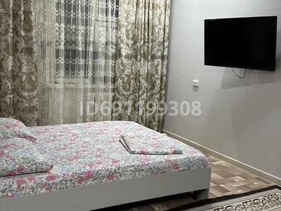1-бөлмелі пәтер · 42 м² · 2/5 қабат, мкр 8 — 23школа, бағасы: 8 000 ₸ в Актобе