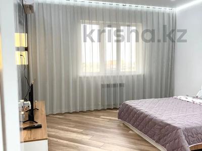 2-комнатная квартира · 70 м² · 7/9 этаж, мкр Нурсая, Елорда 6/3 за 16 000 ₸ в Атырау