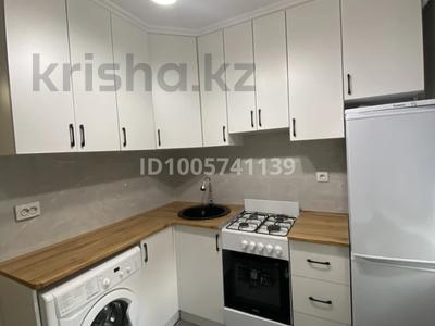 2-бөлмелі пәтер · 42 м² · 1/4 қабат, №8 ш/а. 2 — ТРЦ Москва, бағасы: 300 000 ₸ в Алматы, Ауэзовский р-н