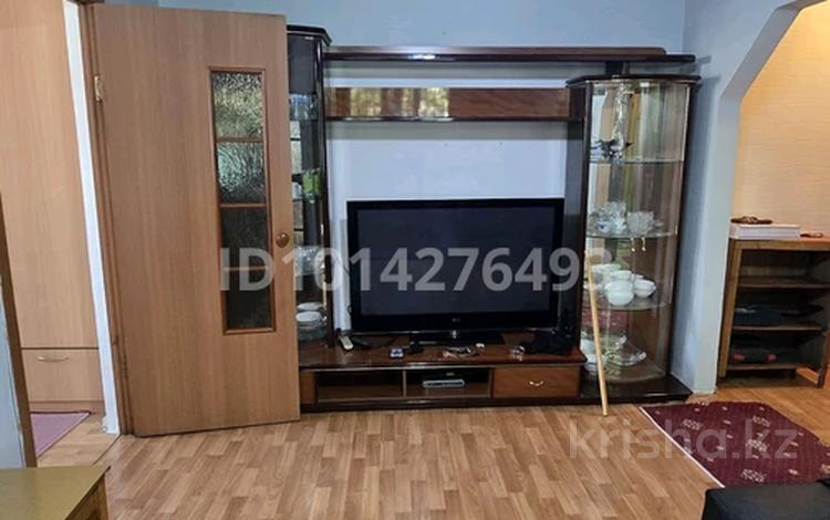 3-комнатная квартира · 52 м² · 1/4 этаж, мкр Тастак-2, Ул. бородина — На Тлендиева, не доезжая Раймбека за 250 000 ₸ в Алматы, Алмалинский р-н — фото 2