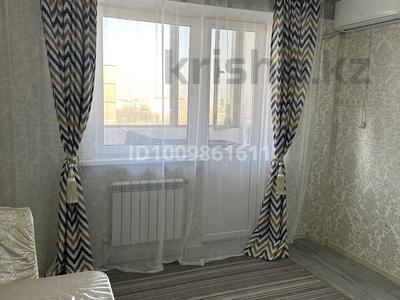 2-бөлмелі пәтер · 42 м² · 6/10 қабат, мкр Аксай-5 25 — Момышулы - Маргулана, бағасы: 35.5 млн ₸ в Алматы, Ауэзовский р-н