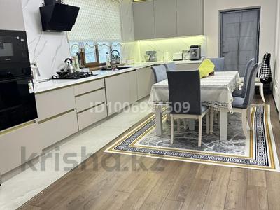 Отдельный дом · 5 комнат · 237 м² · 6 сот., мкр Таусамалы, Мереке 20 — Жандосова за 130 млн 〒 в Алматы, Наурызбайский р-н