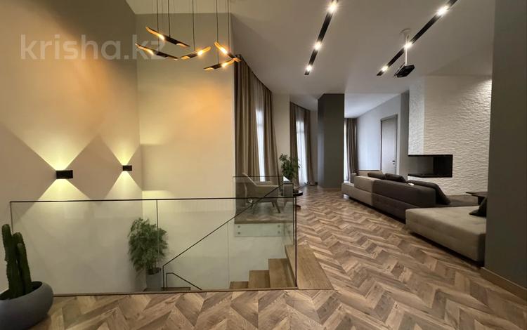 7-комнатная квартира · 425 м² · 13/14 этаж, Сейфуллина 580 за 280 млн ₸ в Алматы, Бостандыкский р-н — фото 2
