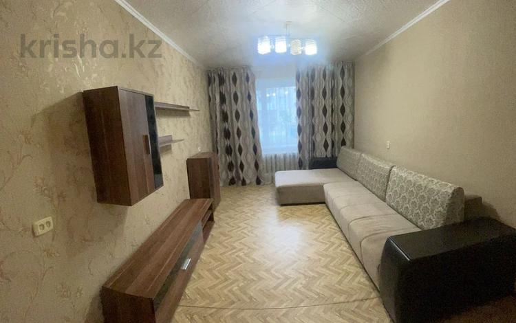 2-бөлмелі пәтер, 54 м², 2/5 қабат ай сайын, Штабная 13, бағасы: 130 000 〒 в Костанае — фото 2