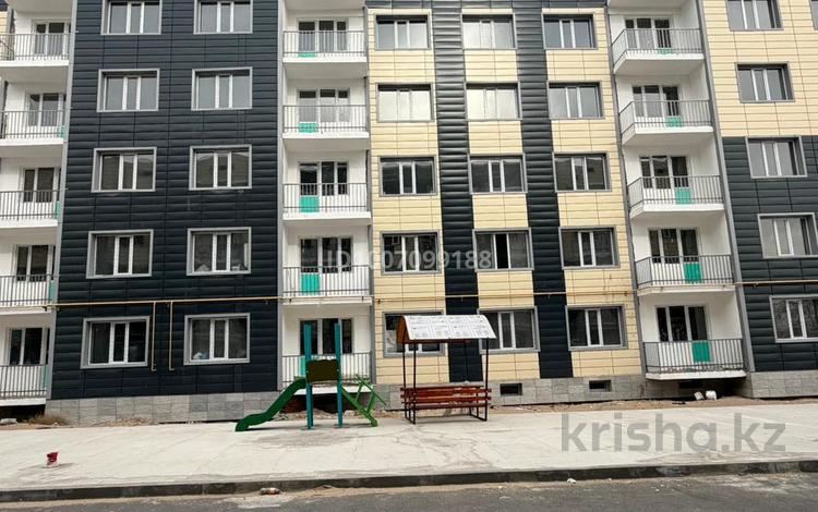 3-бөлмелі пәтер · 75 м² · 2/5 қабат, 10 мкр 10, бағасы: 32 млн ₸ в Конаеве — фото 2