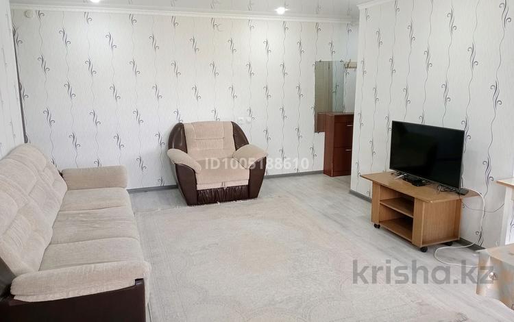 3-комнатная квартира · 56 м² · 4/4 этаж, Кеншинбаева 14 за 16.5 млн ₸ в Петропавловске — фото 2